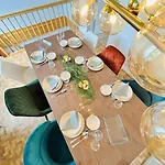 アパート Duplex Ullstein- 4 Bedrooms, 2 Bathrooms, Living Room, 2 Parking Spaces, Boxspringbeds, Family & Business Apartment! ベルリン