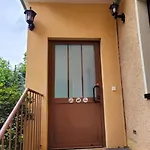 Duplex Ullstein- 4 Bedrooms, 2 Bathrooms, Living Room, 2 Parking Spaces, Boxspringbeds, Family & Business Apartment! *