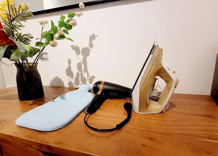 Duplex Ullstein- 4 Bedrooms, 2 Bathrooms, Living Room, 2 Parking Spaces, Boxspringbeds, Family & Business Apartment! Apartment *